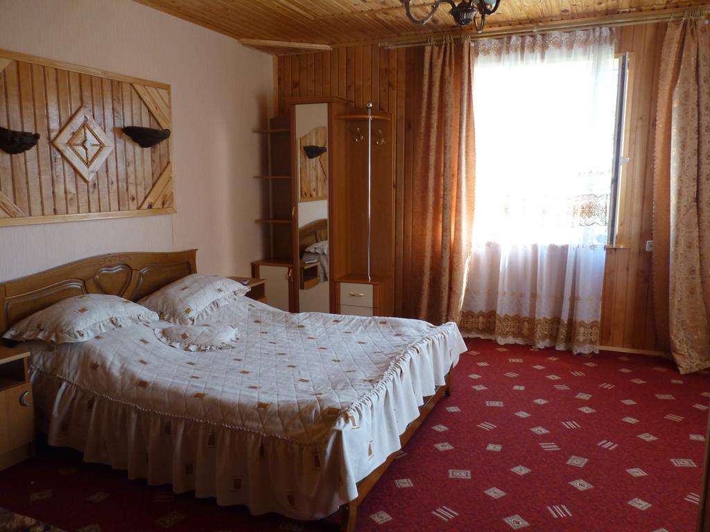 Guest House Zatishniy Dvir ยาเรมชา ห้อง รูปภาพ