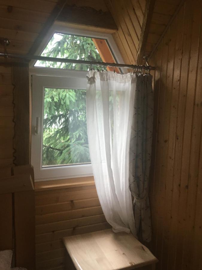 Guest House Zatishniy Dvir ยาเรมชา ภายนอก รูปภาพ